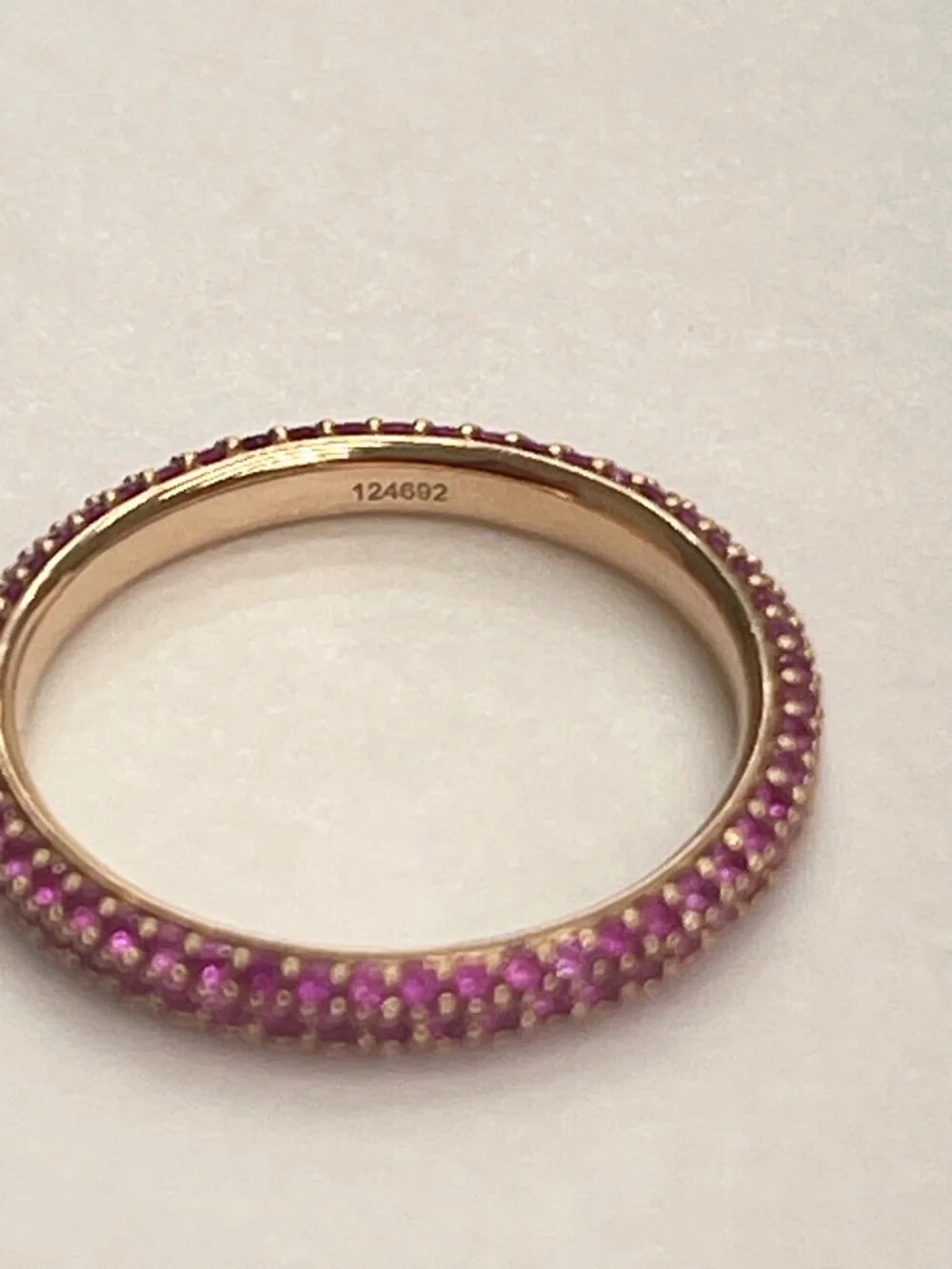 Kwiat 18K Sapphire Moonlight Band Size: 5.75 Retail $2,150